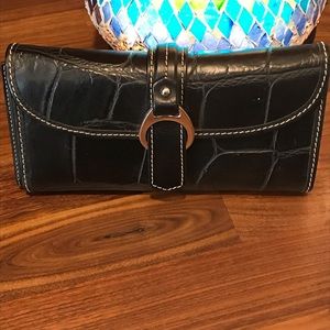 Dooney & Bourke Croco Wallet